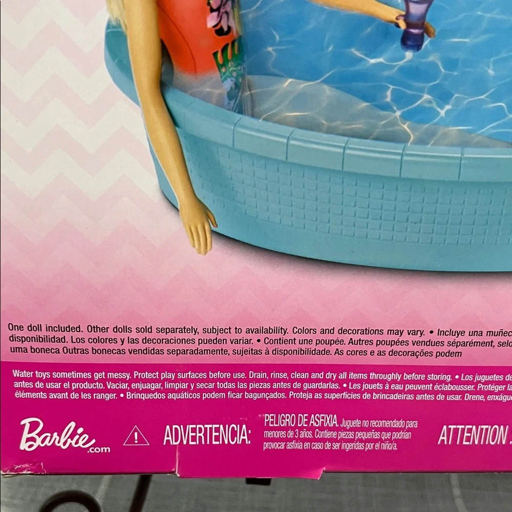 Barbie Pool and Doll Fun Set - Picture 4 of 4